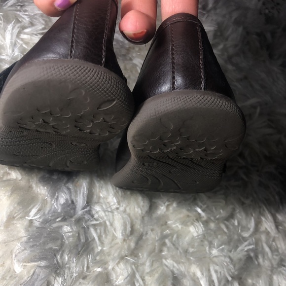 4 pairs of girls shoes sz 9 - Picture 5 of 11